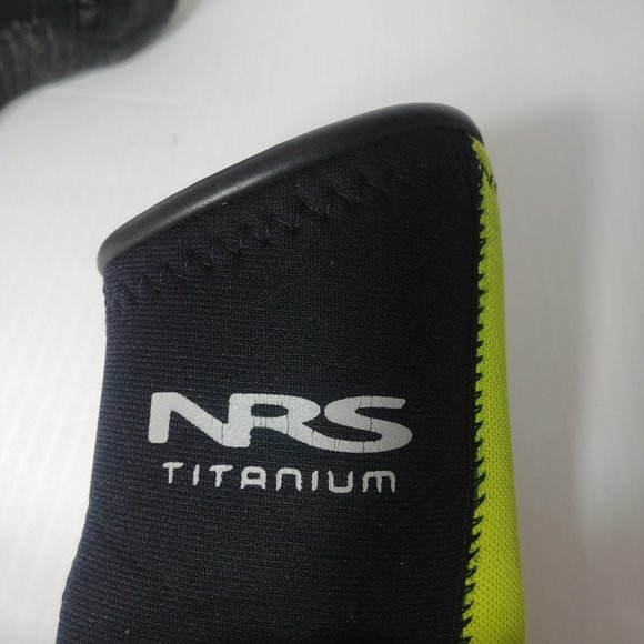 NRS Titanium Neoprene Scuba Booties - Size 3 - Pre - Picture 5 of 6